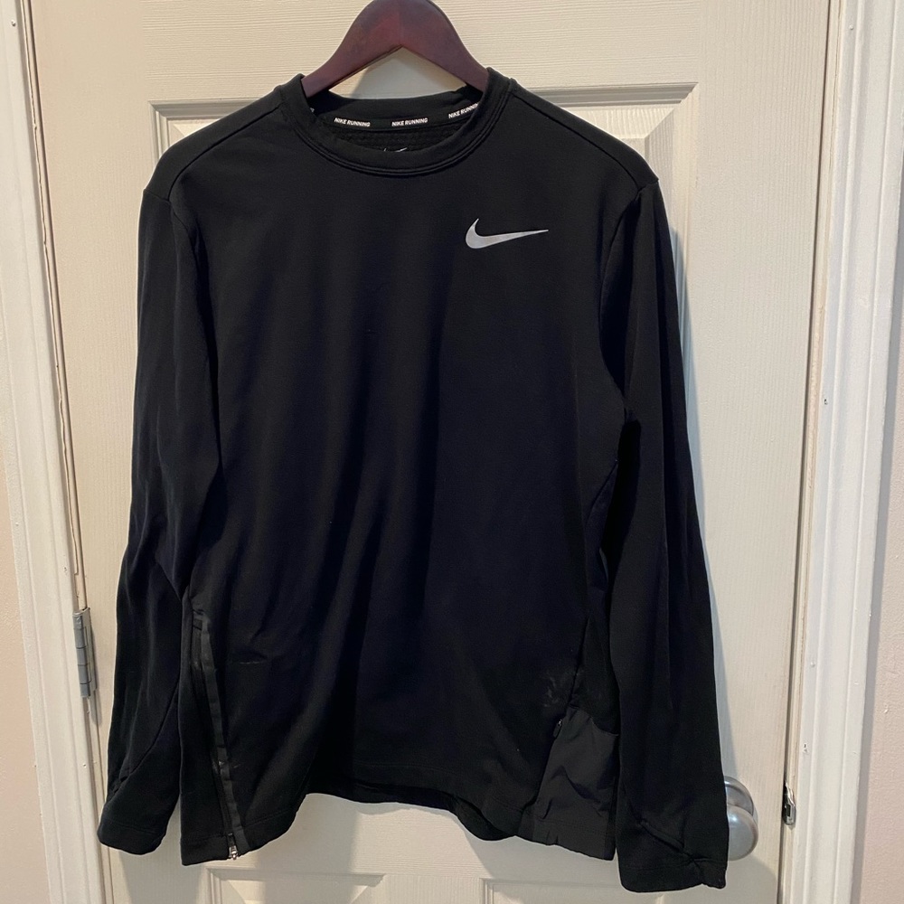 Men’s long sleeve Dri fit running size medium